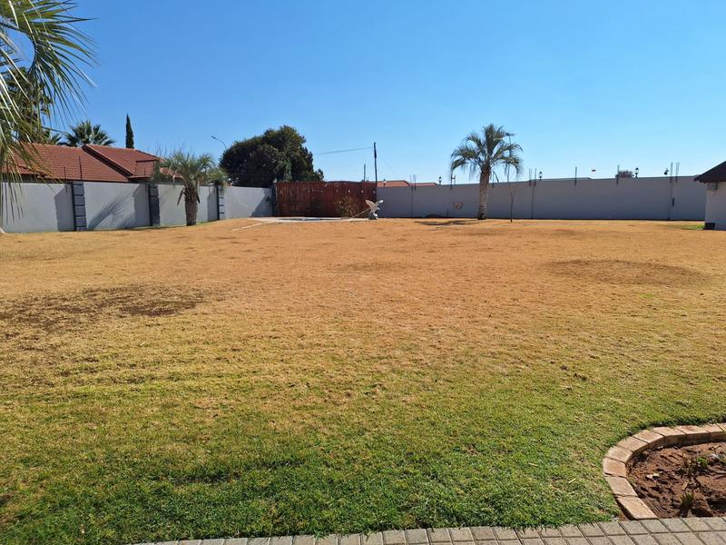 4 Bedroom Property for Sale in Flamwood North West